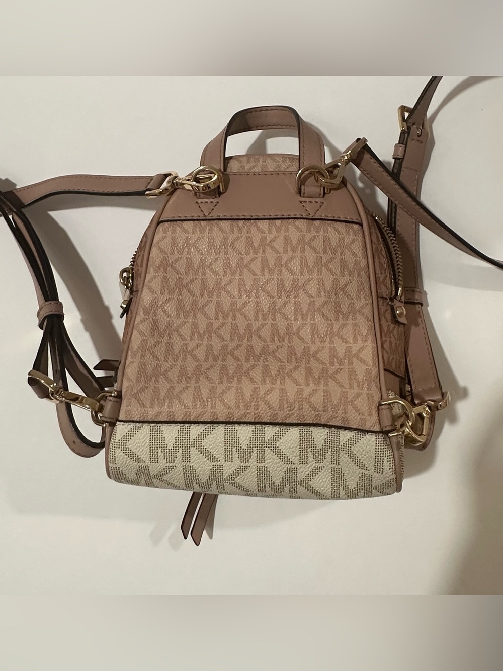 Michael Kors Mini Backpack Pink Vanilla Color Block Rhea Mini - Picture 5 of 15